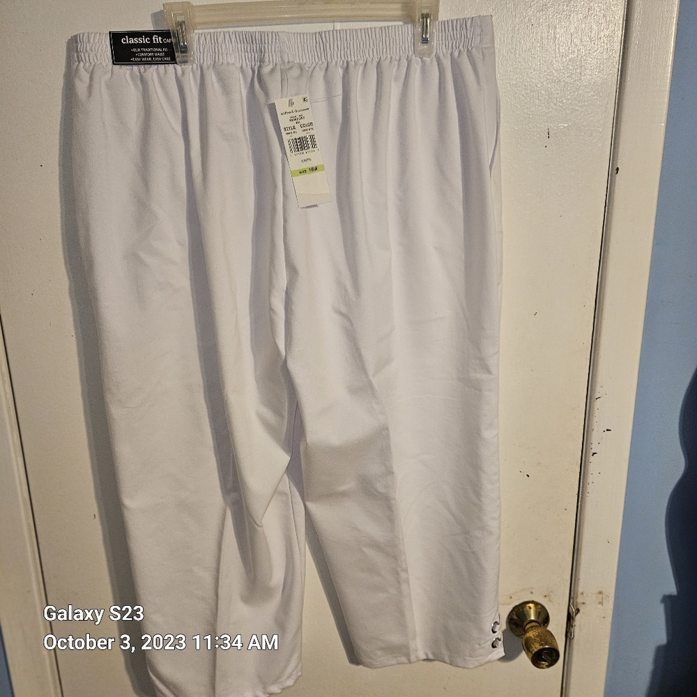 Women's Capri pants